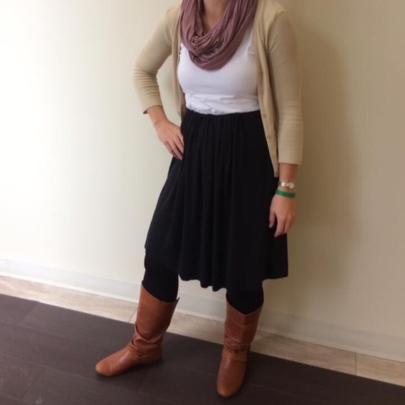 Morph Scarf - 37” (Dress) - Picture 3 of 3